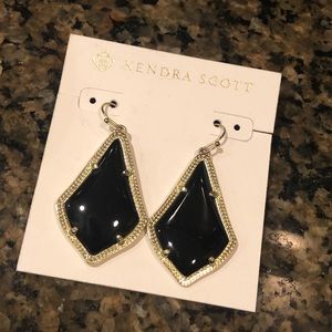 Kendra Scott Jewelry - Kendra Scott Alex Gold Earrings In Black Kendra Scott Jewelry - Kendra Scott Alex Gold Earrings In Black